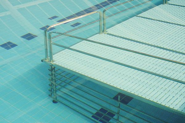 Защитный балкон платформы для уменьшения дна бассейна Golfinho E5197.5 (200х90 см, AISI-316)