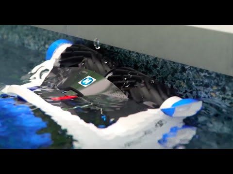 Робот-пылесос для бассейна Hayward AquaVac 650 (пенный валик), уценка